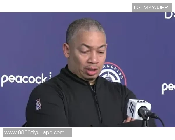 小卡称赞泰伦卢始终积极投入即便在困难决策时也全力以赴